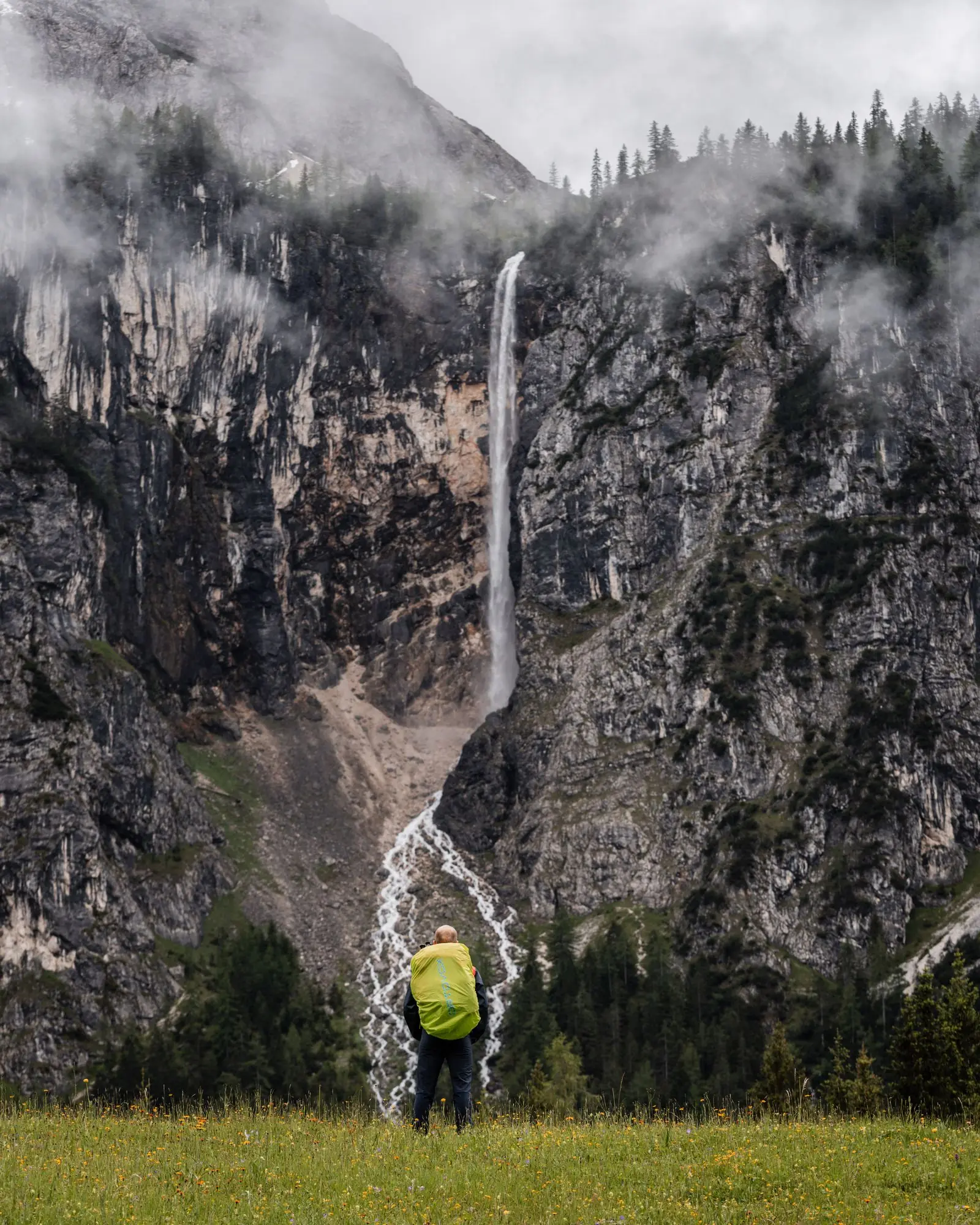 allgaeu hiker waterfall | Galerie Allgäu