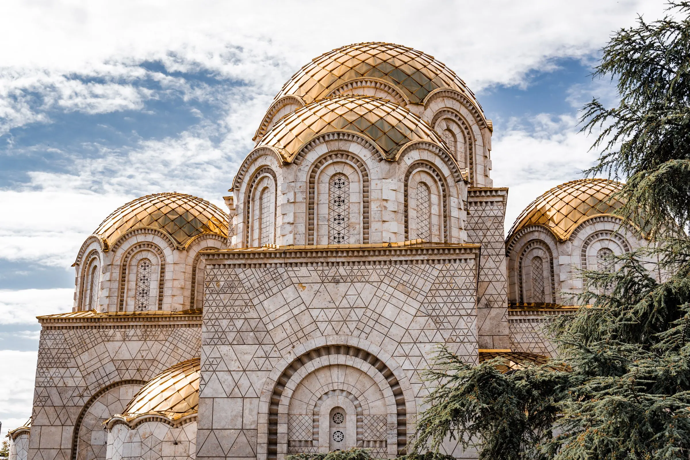 north macedonia golden church | Galerie