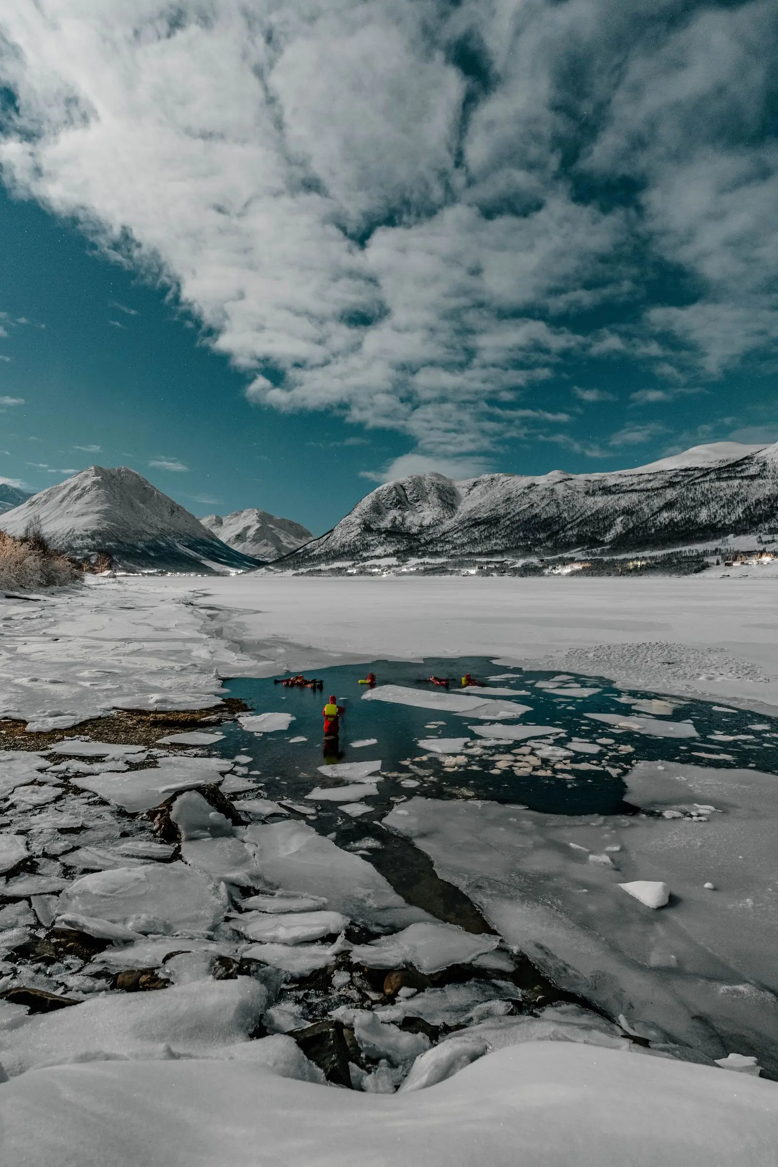 norway tromso floating | Galerie Reisen