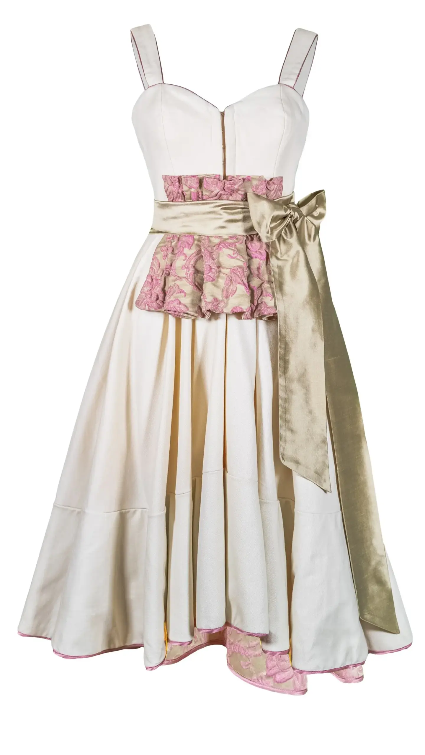 product dirndl white scaled | Produkte