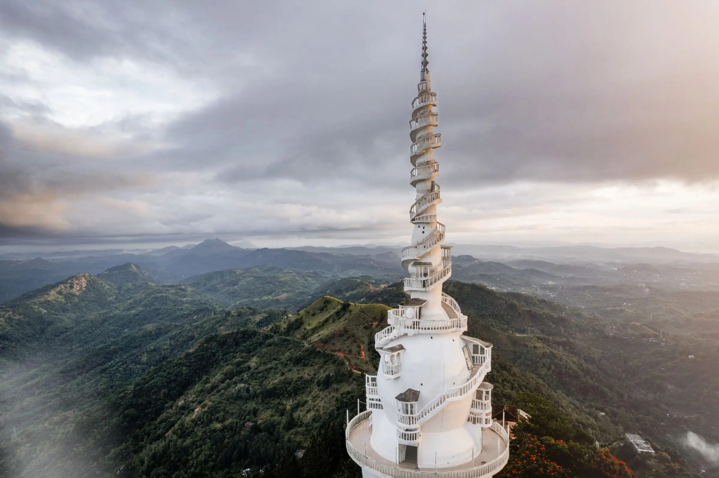 sri lanka ambuluwawa tower fog | Galerie Reisen