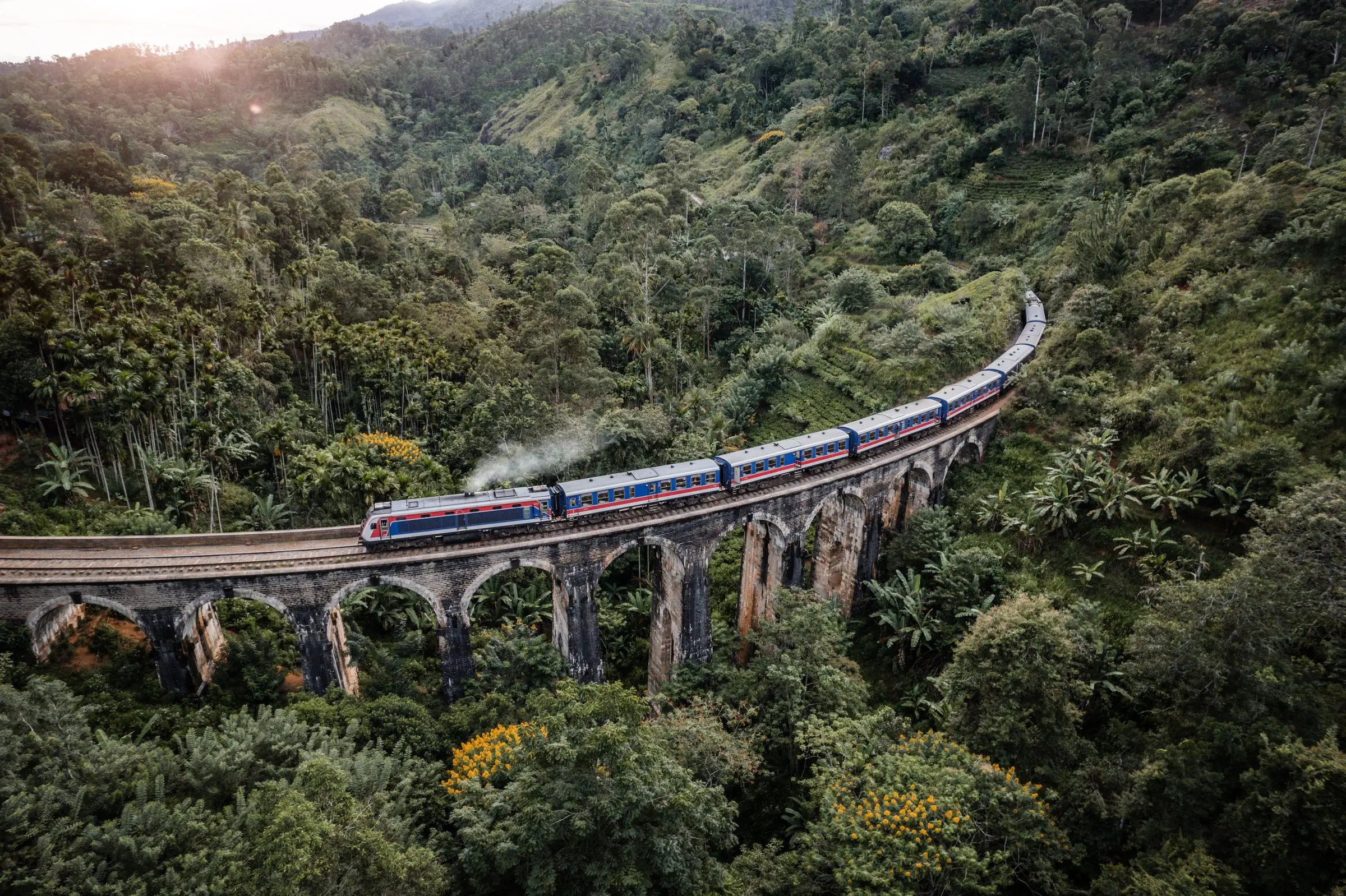 sri lanka nine arch bridge train | Galerie Reisen